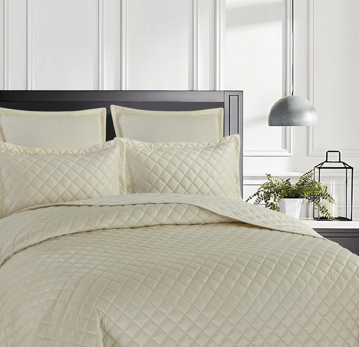 Anne White Velvet Coverlet